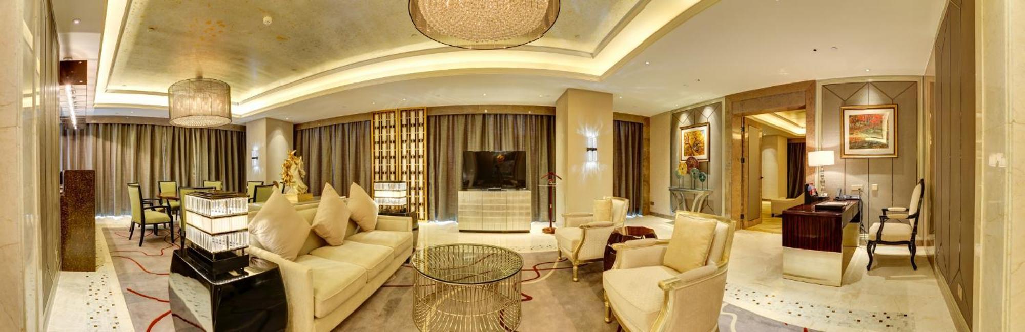 Hotel Ramada Plaza Liuzhou Liudong Exterior foto
